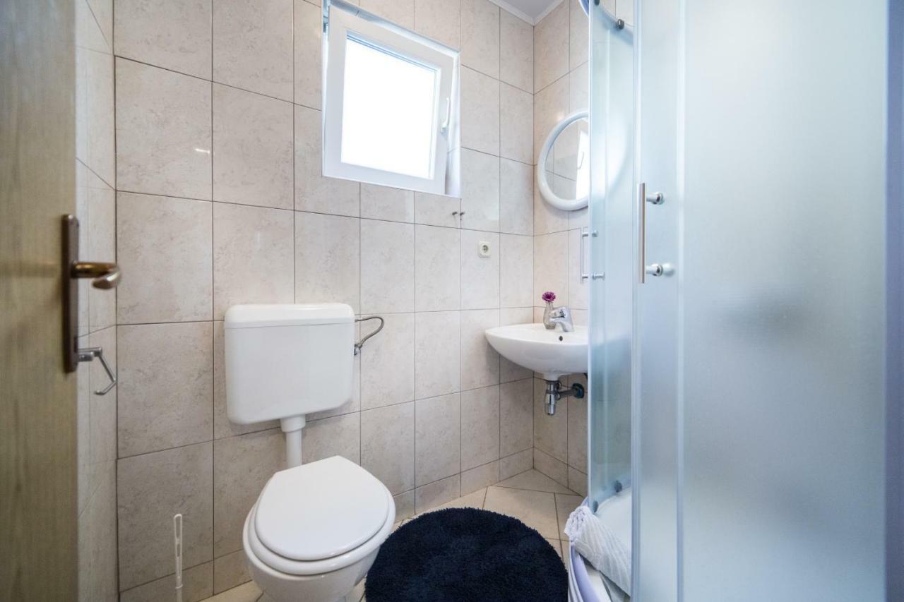 Apartments Barbir Плоче Екстериор снимка